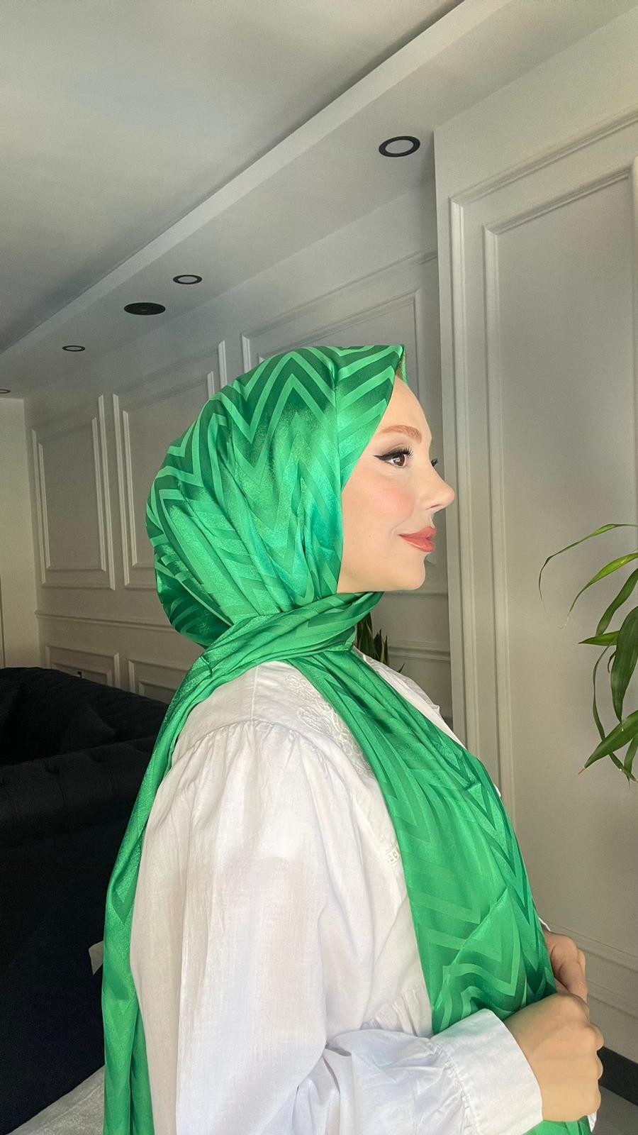 ZİKZAK%20DESEN%20İPEKSİ%20JAKAR%20ŞAL