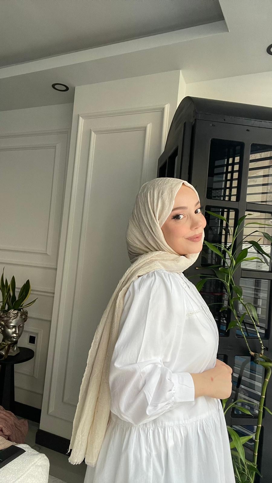 BAMBU%20KRAŞ%20ŞAL%20KREM