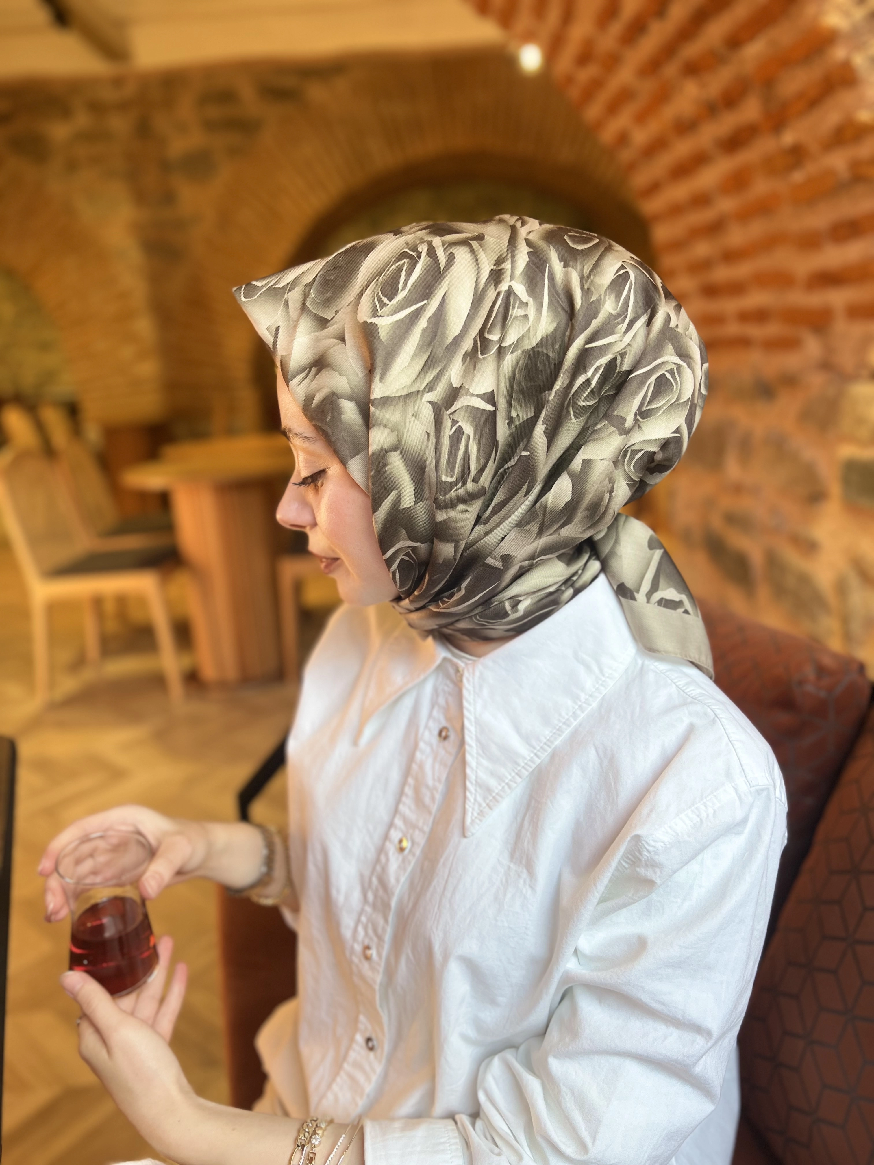GÜL DESEN SOFT EŞARP
