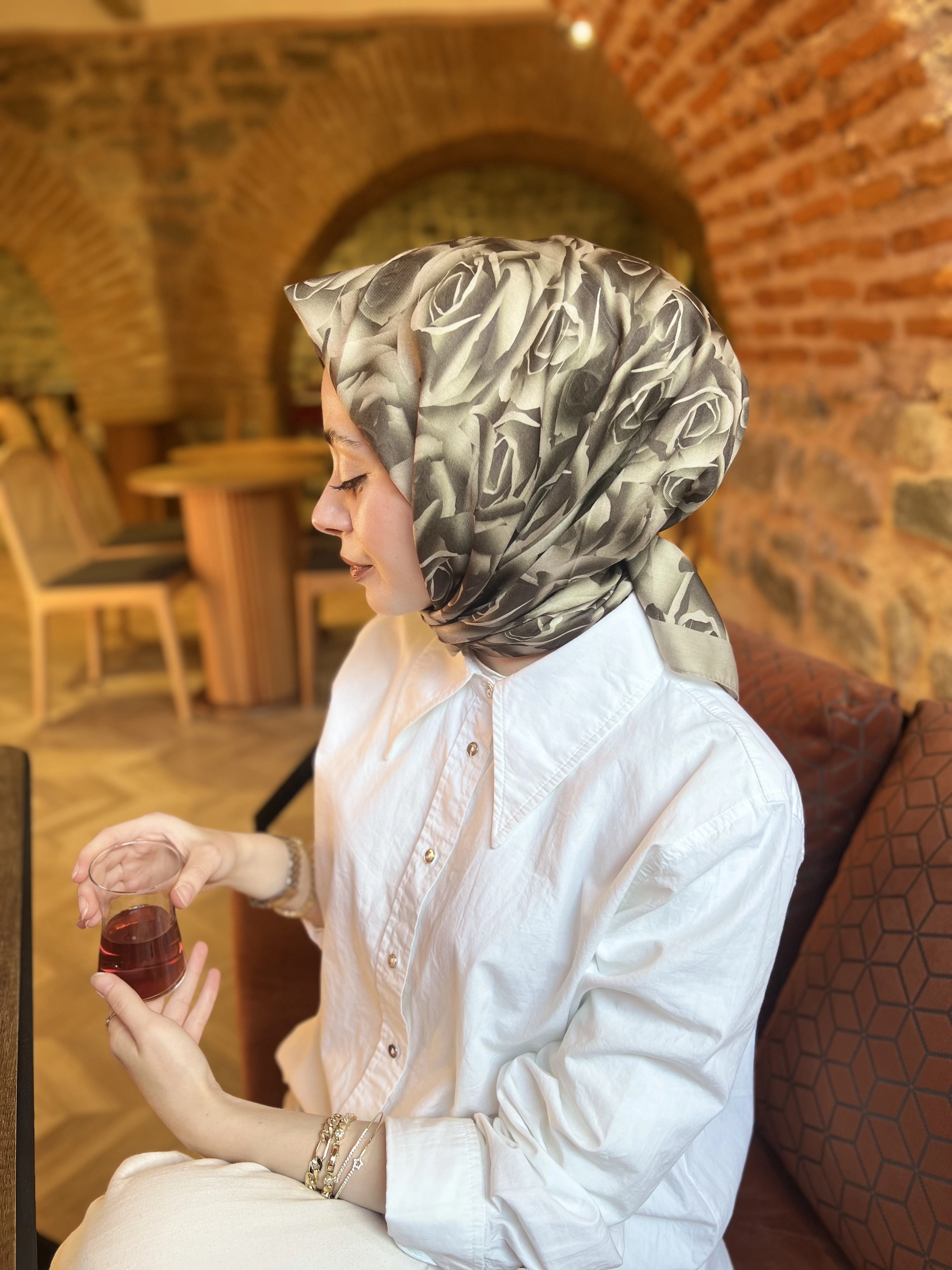 GÜL DESEN SOFT EŞARP