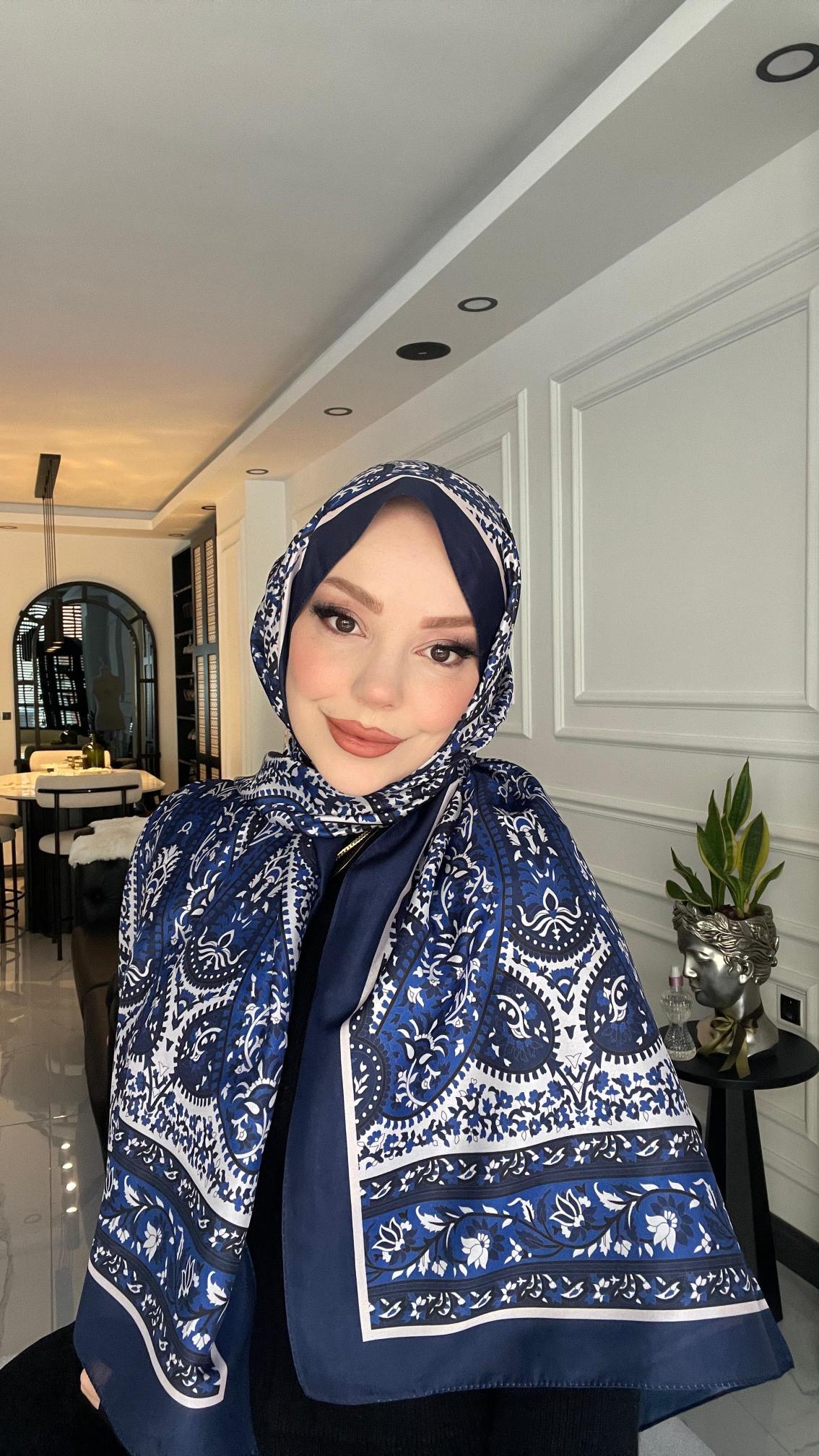 LİLYUM VUAL İPEK ŞAL