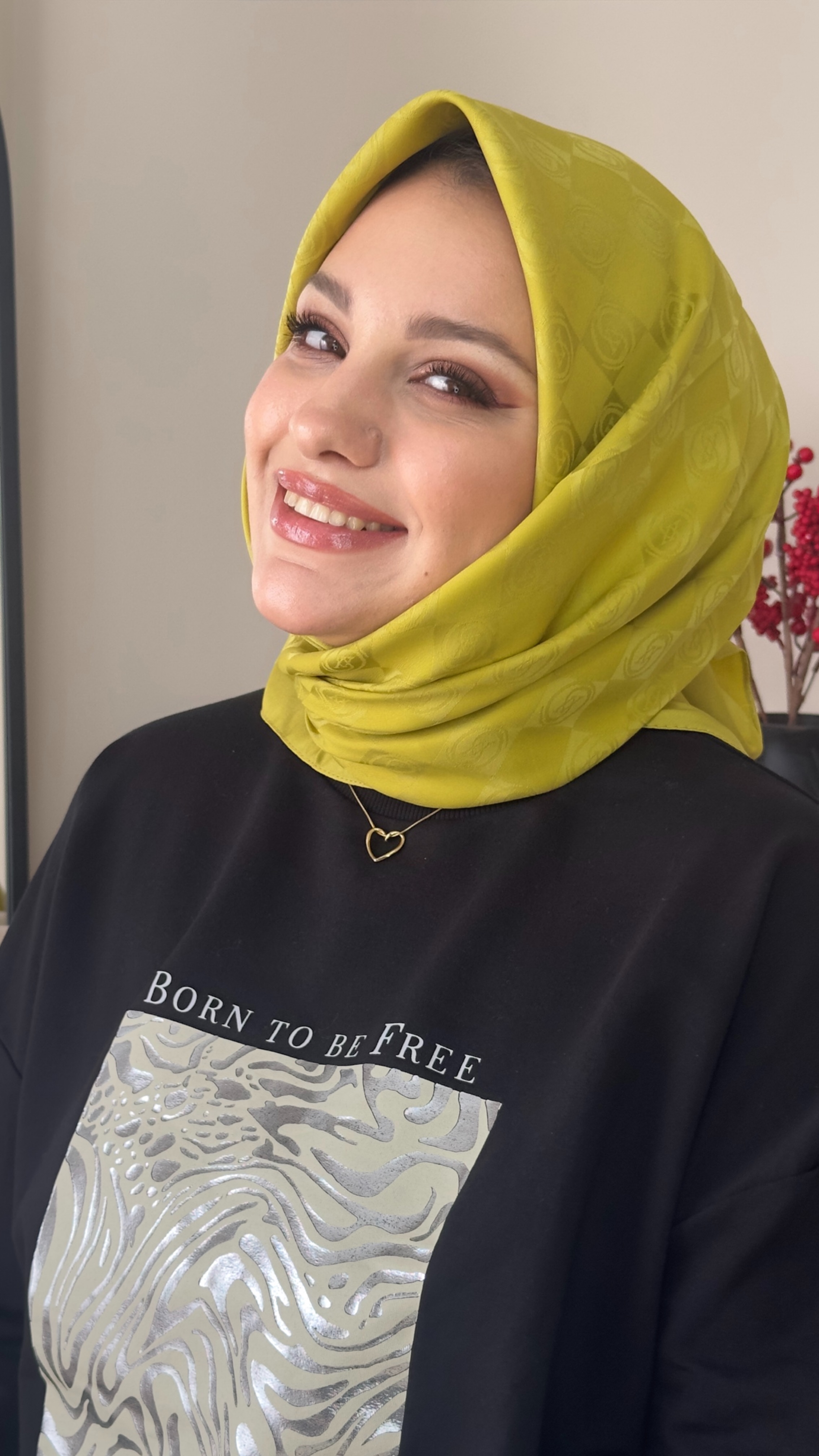 MONOGRAM%20EŞARP%20YAĞ%20YEŞİLİ