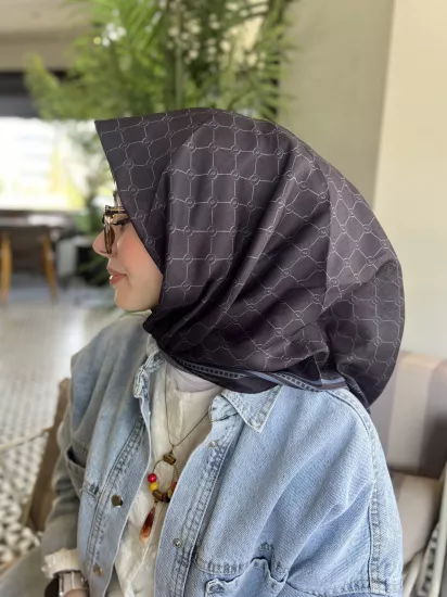 Er ay monogram 