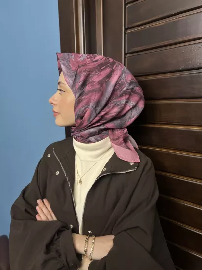 Ey scarf