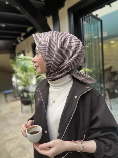 Zebra desen soft eşarp