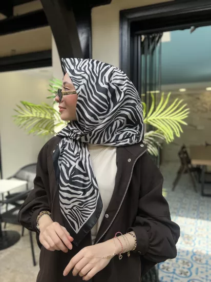 Zebra desen soft eşarp