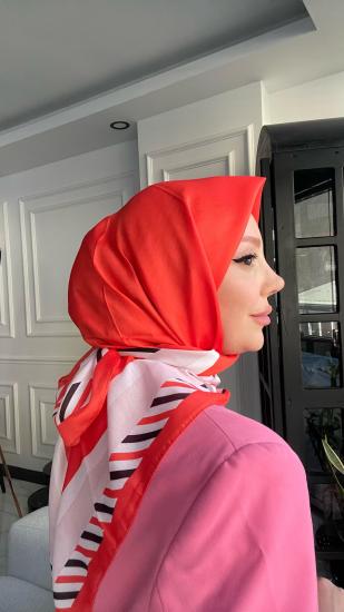 ÇİZGİ ÇERÇEVE SOFT EŞARP