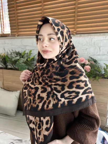 Leopar büyük boy eşarp