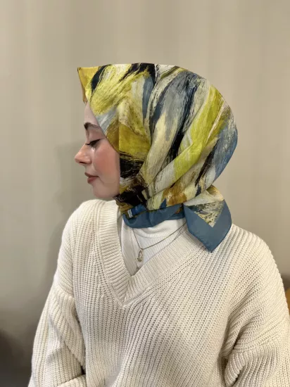 Ey scarf