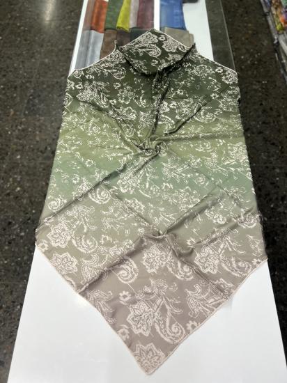 Desenli degrade eşarp