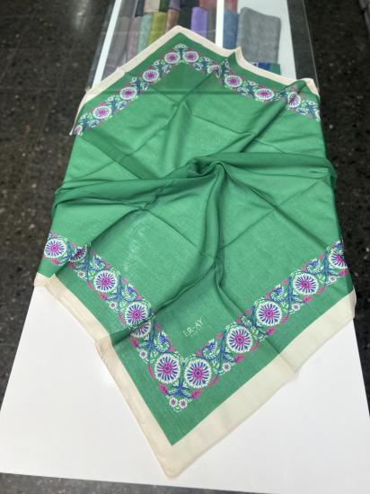 ÇİÇEK ÇERÇEVELİ SOFT EŞARP